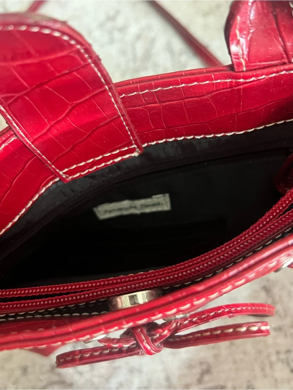 Amanda Smith Red Croc-Embossed Drawstring Shoulder Bag